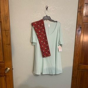 2XL LulaRoe Outfit - Perfect T Tunic & Legging